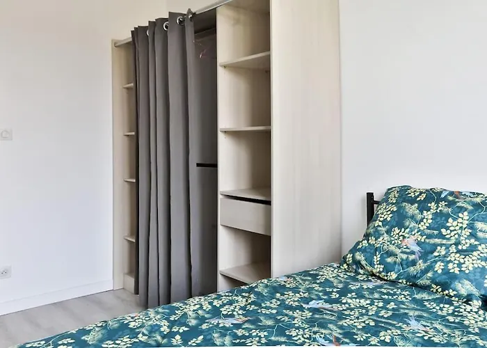 Suite Lumineux Et Moderne, Parking Gratuit, Mulhouse Centre
