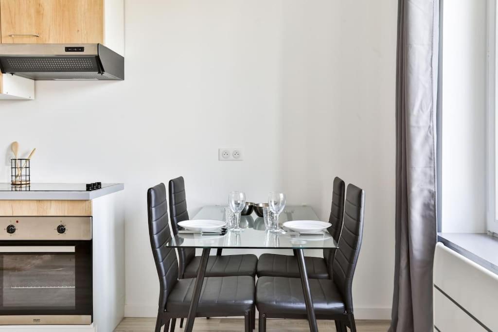 Lumineux Et Moderne, Parking Gratuit, Centre Apartment *