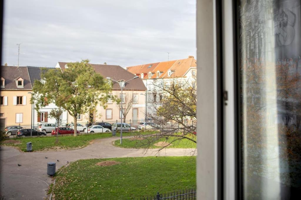 Lumineux Et Moderne, Parking Gratuit, Centre Apartment *